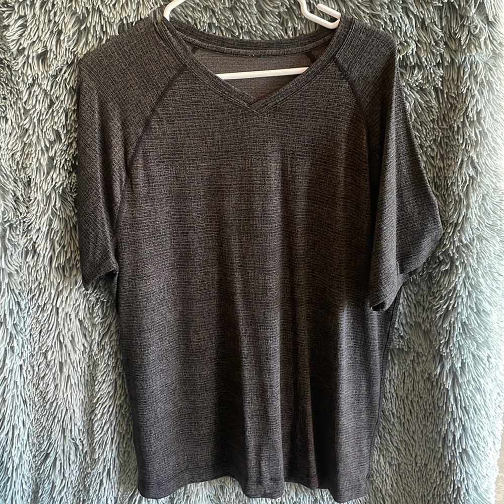 Lululemon Metal Vent Tech Shirt Large